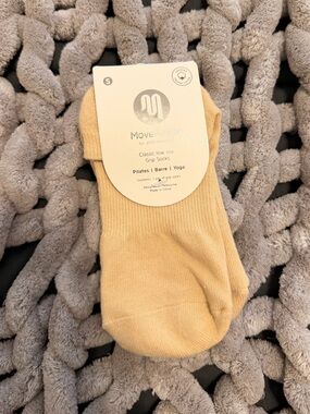 pilates grip socks
